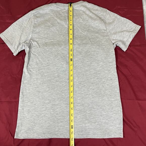 Snoopy Peanuts Aeropostale Sm T-Shirt Snowboarding Woodstock Winter Snowflake - Picture 8 of 8